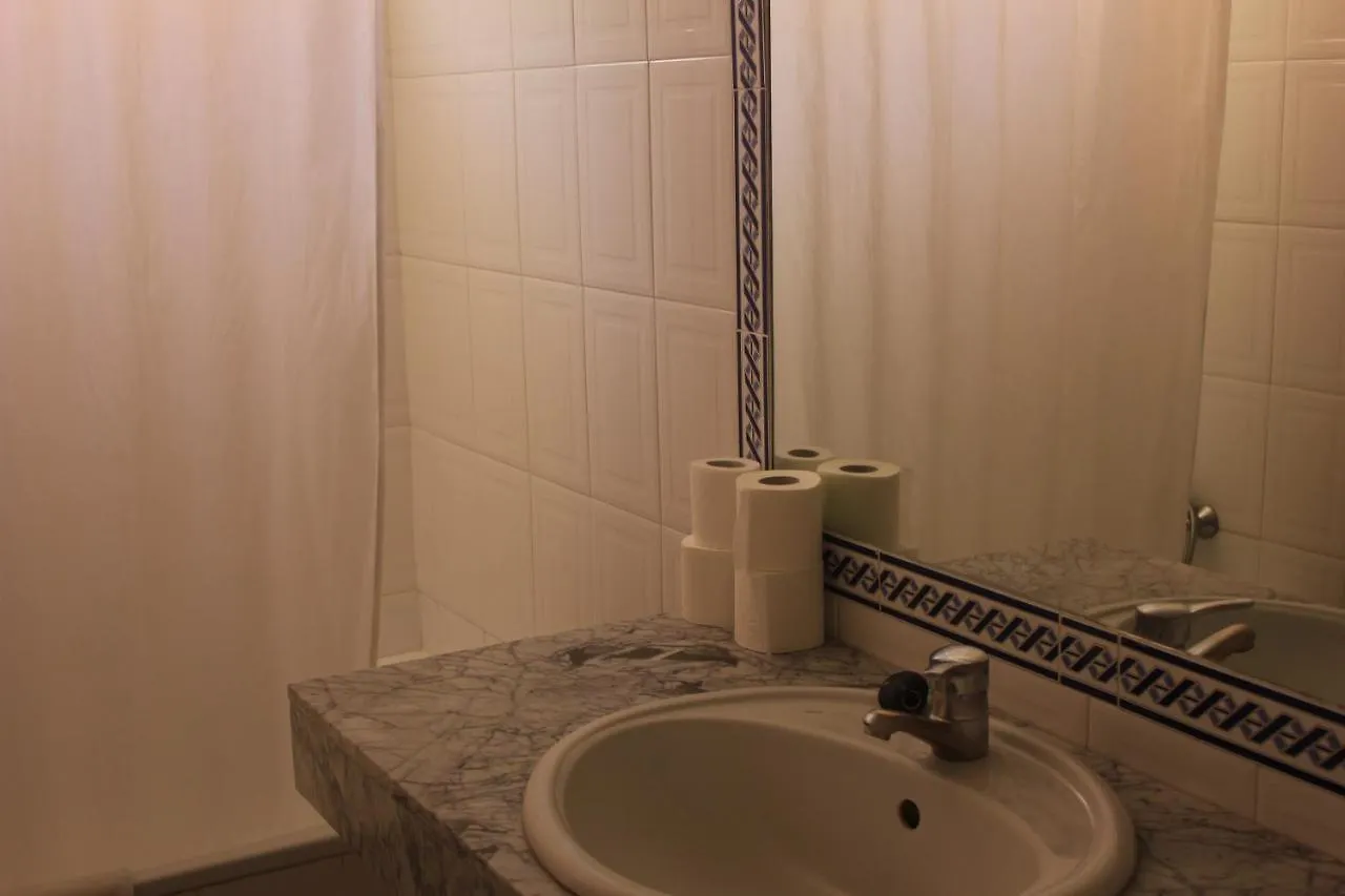 Apartamentos El Velero Vip Торремолинос 0*,